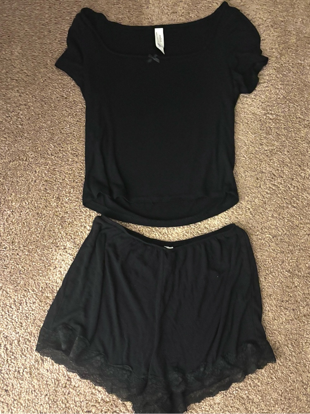 Auden Black Short Sleeve Scoop Sleep Top & Lace Trim Shorts